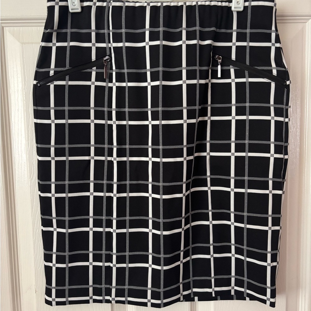 Alfani Black and White Grid Pencil Skirt